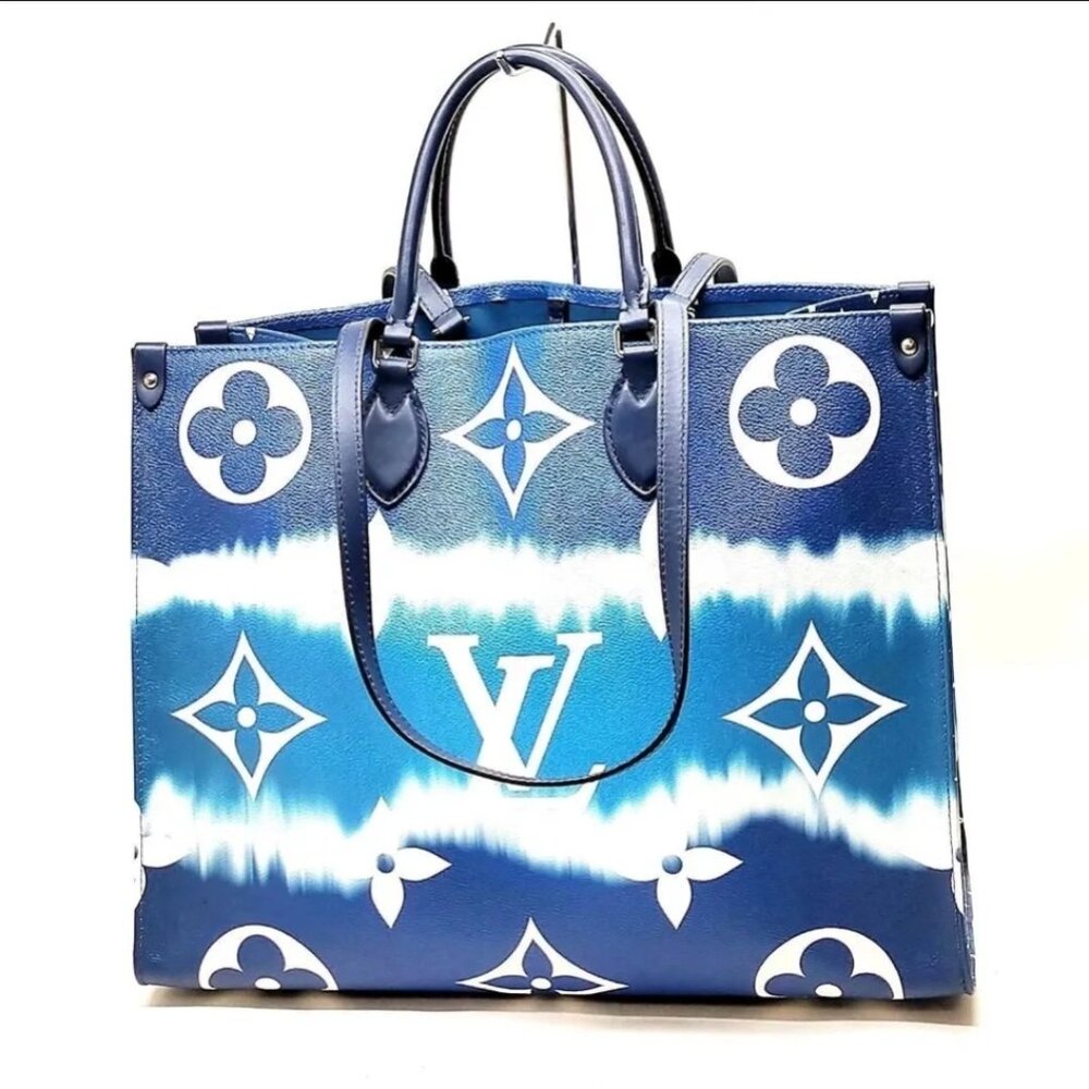 PRISTINE Authentic Louis Vuitton Monogram Escale Onthego GM Tote Bag